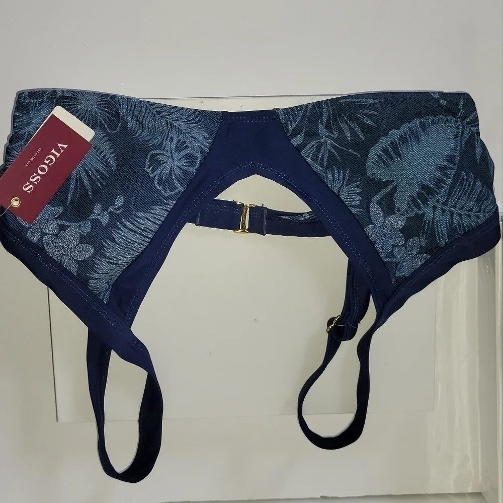 Vigoss Navy blue floral swim top - Picture 4 of 4